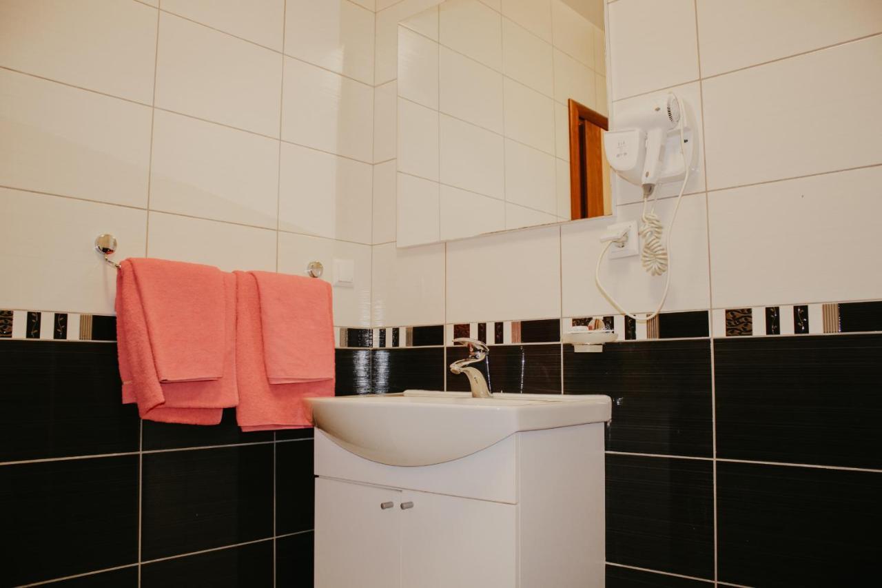 Hotel Villa Matic Neum Bagian luar foto