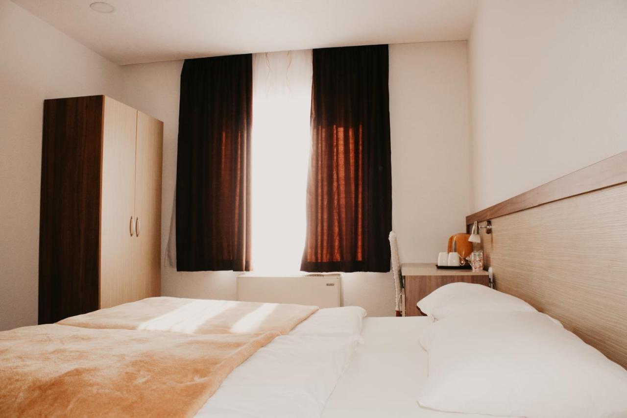 Hotel Villa Matic Neum Bagian luar foto