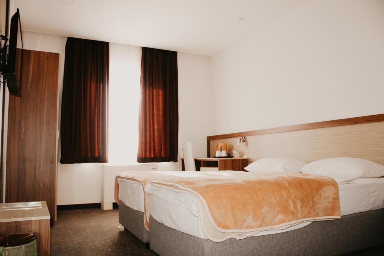 Hotel Villa Matic Neum Bagian luar foto