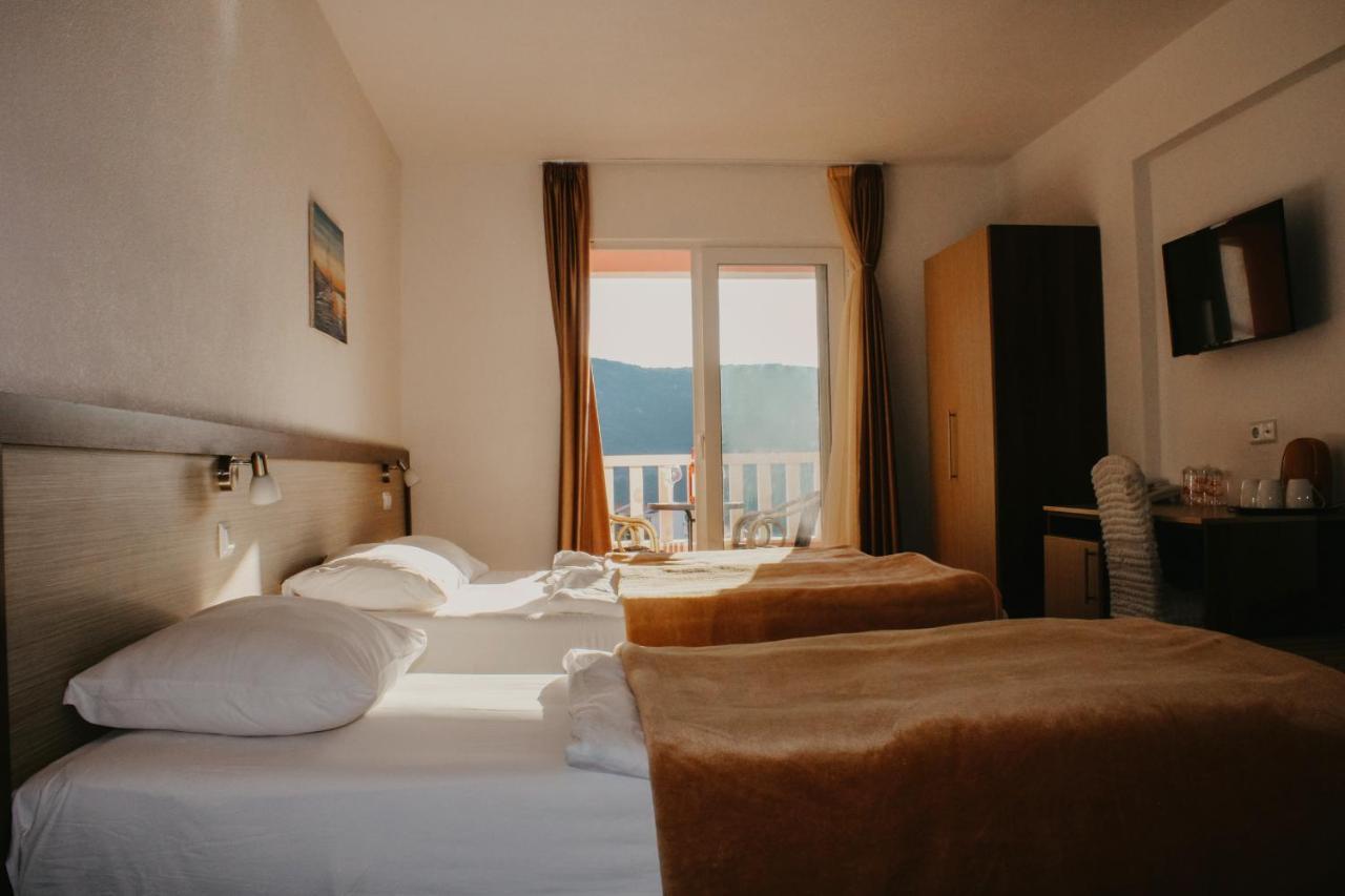 Hotel Villa Matic Neum Bagian luar foto