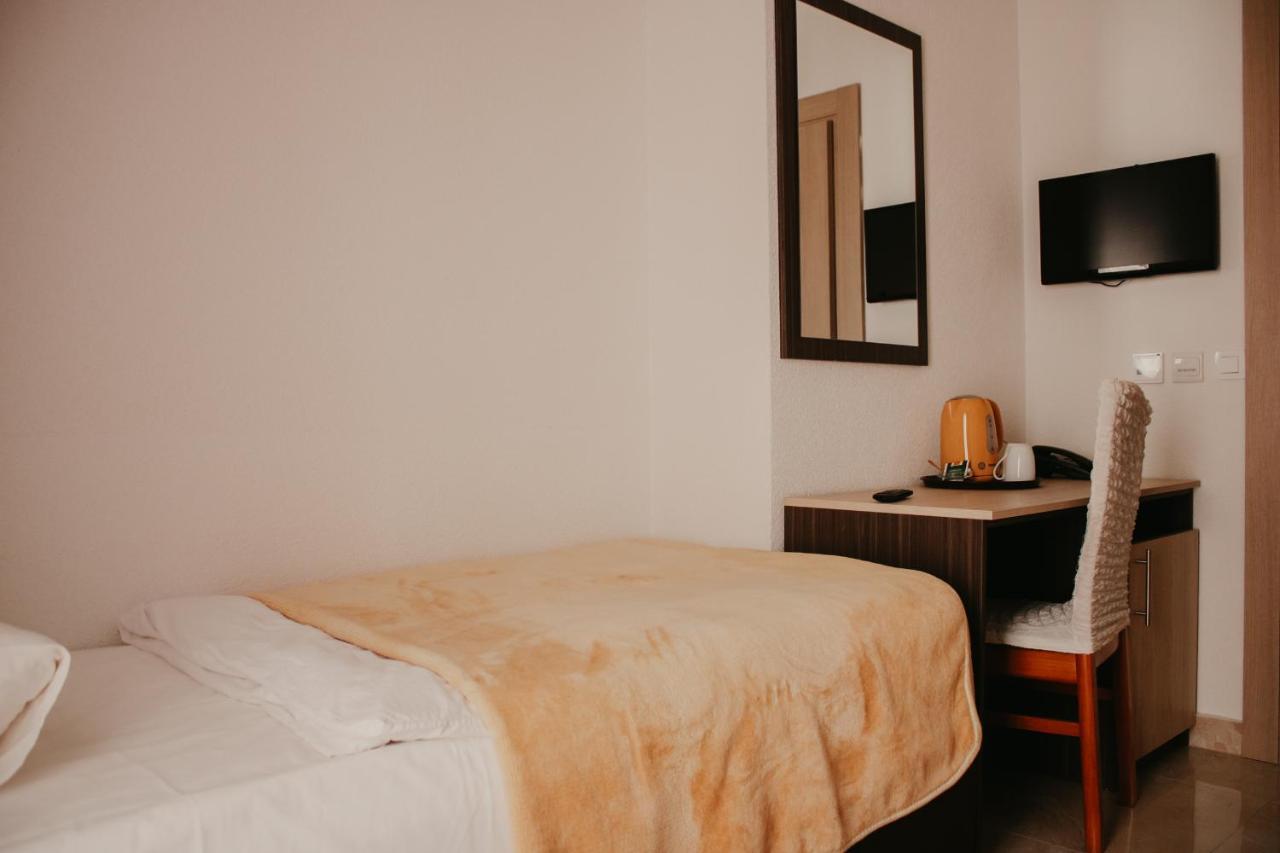 Hotel Villa Matic Neum Bagian luar foto