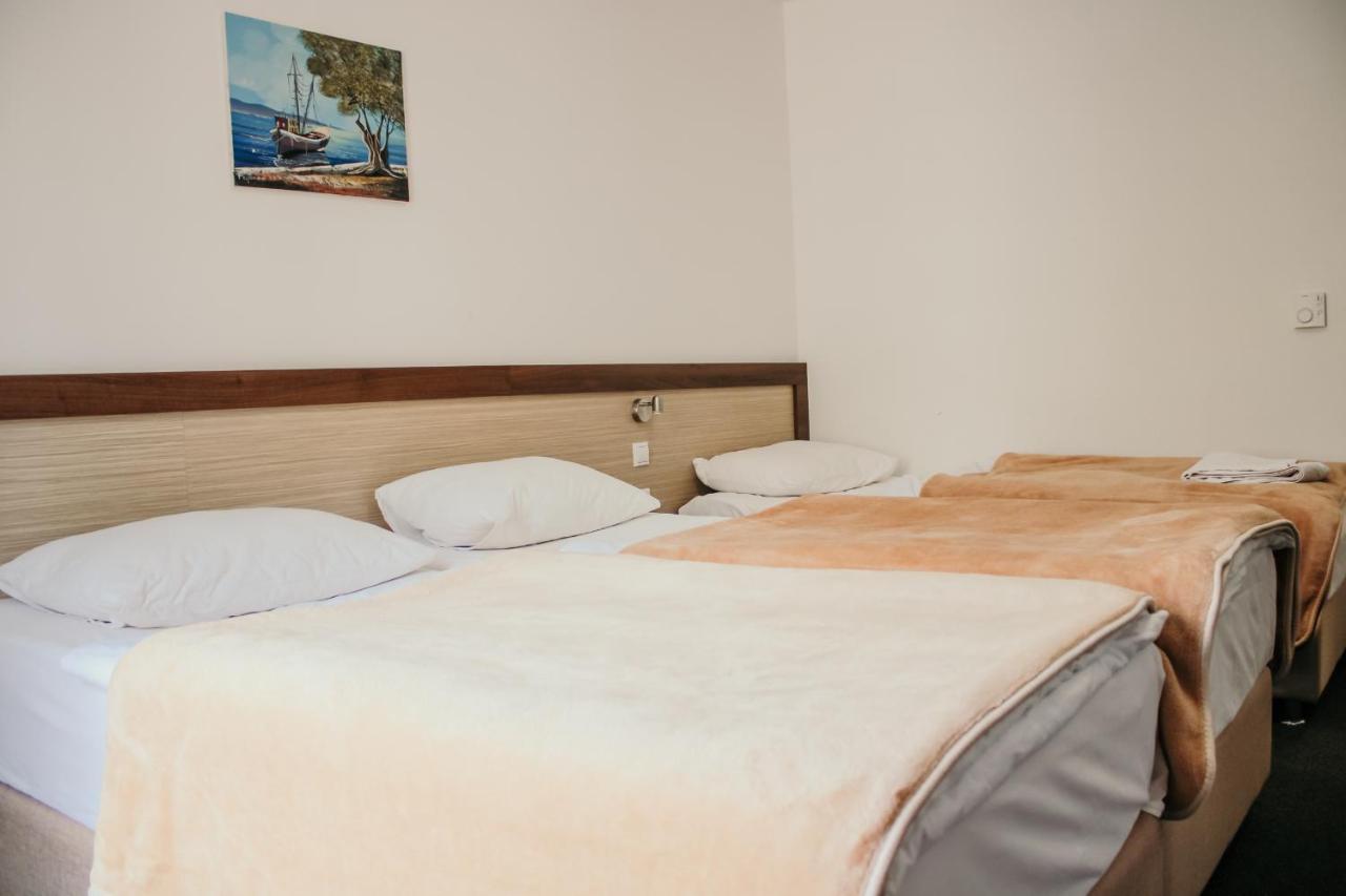 Hotel Villa Matic Neum Bagian luar foto
