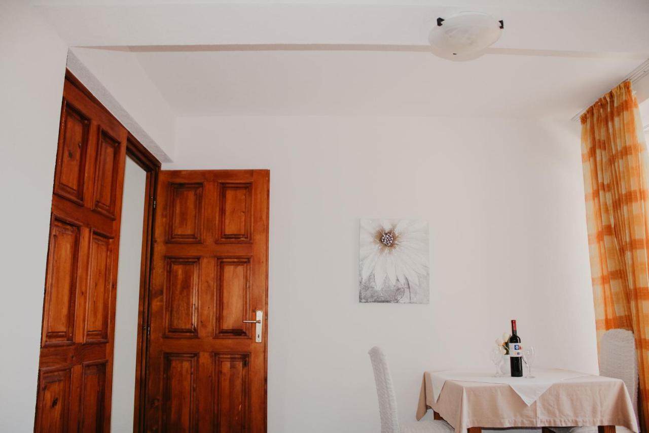 Hotel Villa Matic Neum Bagian luar foto